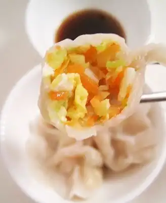 carrot and egg dumpllngs